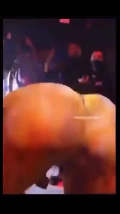 Ik the backshots crazy😮&zwj;💨🍑🔥