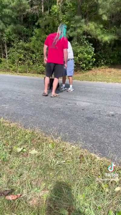 &ldquo;Matter of fact, he wants to goddamn give you some lovin.&rdquo; Drunk man walking a Pomeranian argues with his neighbor in the middle of the road