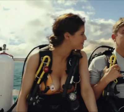 Alexandra Daddario in a deleted scene for Rampage (2018)