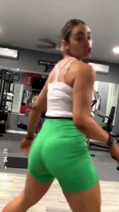🤯🤍💚