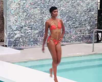 𝓣𝓲𝓸𝓷𝓪 𝓛𝓪𝔀𝓼𝓸𝓷 | Bathhouse Swimwear | New York Swim Week &lsquo;25