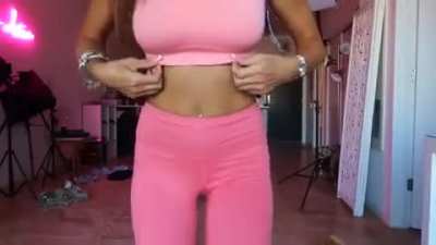 Gymwear Try On