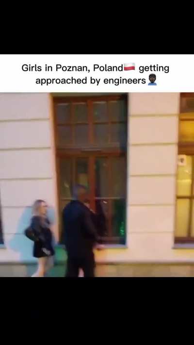 You Can Hear The Jealousy &amp;amp; Defeat In His Voice.🤣