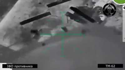 🏴&zwj;☠️Kurt &amp;amp; Company Group of the 28th Mechanized Brigade dropping grenades on Russian infantry, Donetsk region