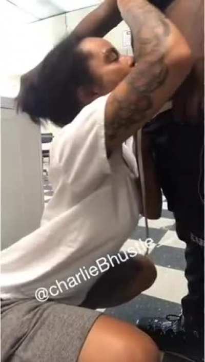 "CBH GIVING QUICKY" 😍😈 #Get# Full Vids folder in comments 👌🏾👇🏾