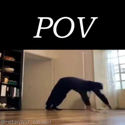 What is this lounge music from this fragment of a meme video? I searched for ages, but it just seems like a very basic and famous melody. Please help!