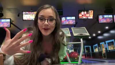 🎳