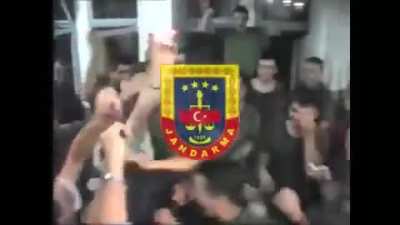 hayatın g&uuml;zel olduğu yıllar.