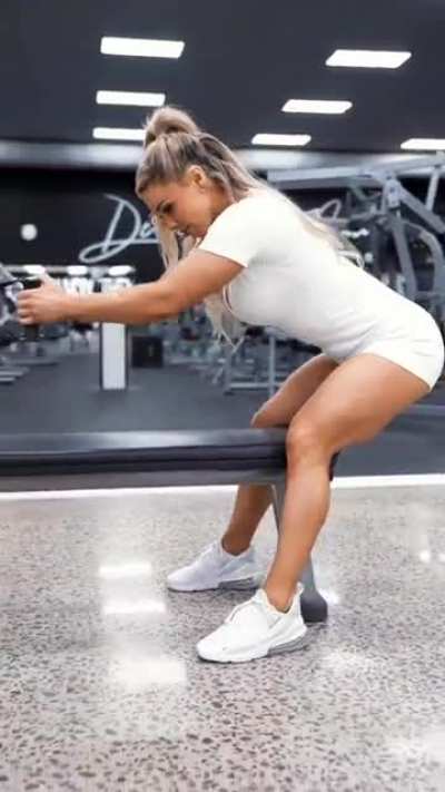 Stephanie Sanzo