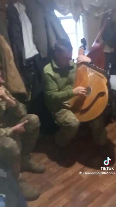 🇺🇦🇺🇦😊