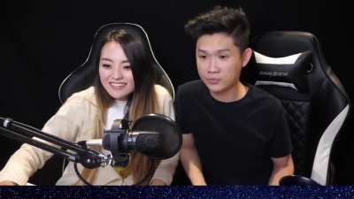 Gosh..  Who is gonna tell em? guy said- "I watch for the cute couple stuff.."   RIP MXR Plays old clip