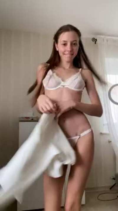 Trying to attract some older slutlovers [doll]