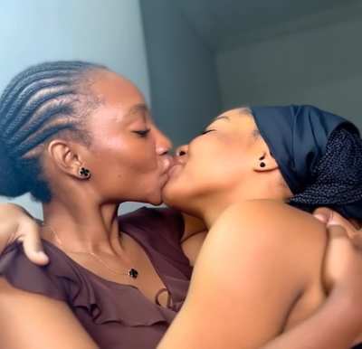 This is what I call kissing!