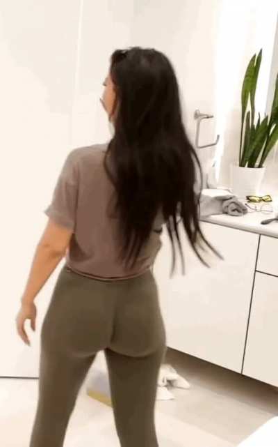 🤭