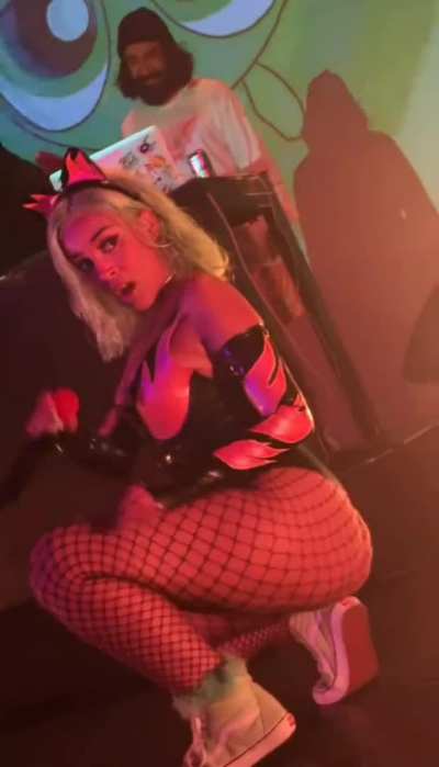 A Doja Cat concert would be fun to see live