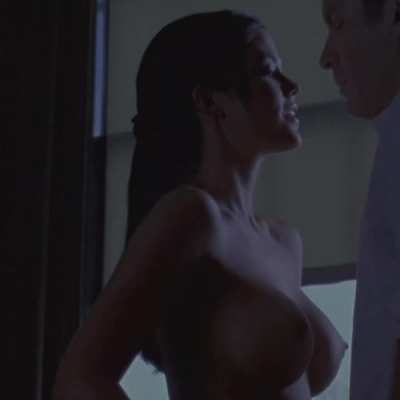 Susan Ward in "In the Crowd"