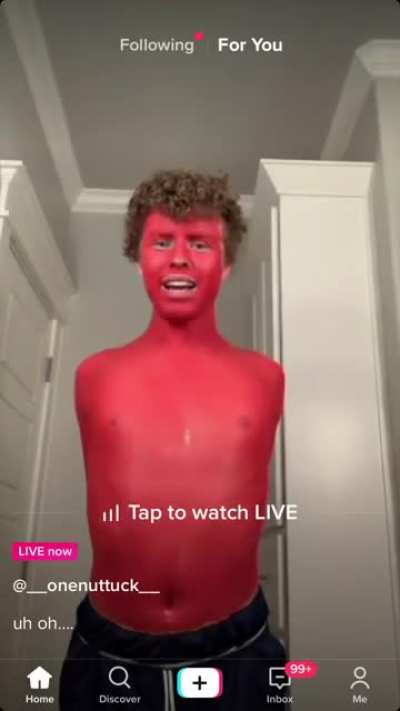Y does my TikTok keep giving me weird stuff like dis