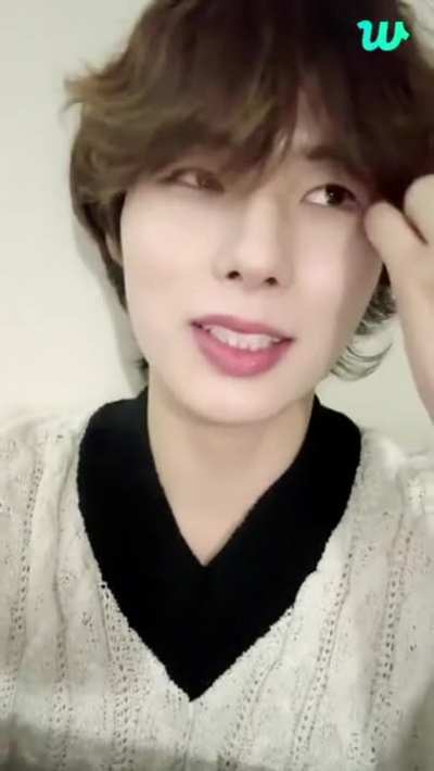 E'LAST Wonhyuk says he watched Dreamcatcher's 'DEMIAN' special clip before he started the live broadcast (230825 E'LAST Wonhyuk Weverse Live)