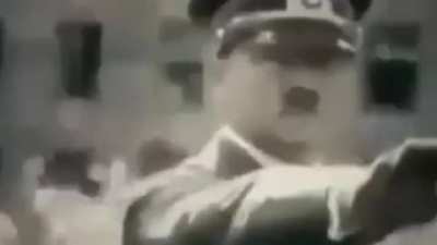 beler şu videodaki karıyı yada şarkıyı bulun &ccedil;ok g&uuml;zel amq