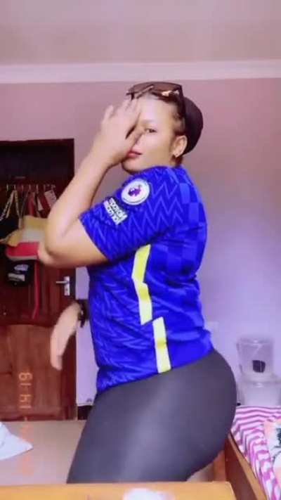I would become a Chelsea fan for her.😍
