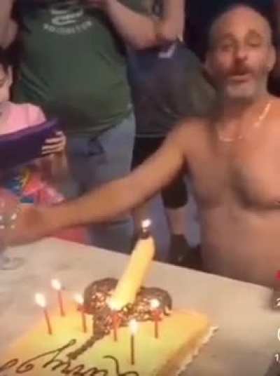Loser city cake