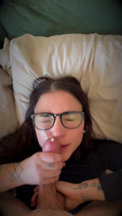 Very few are able to compete with lexxxswitch’s blowjob skills