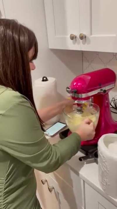 Make a fresh haircut with chef machine