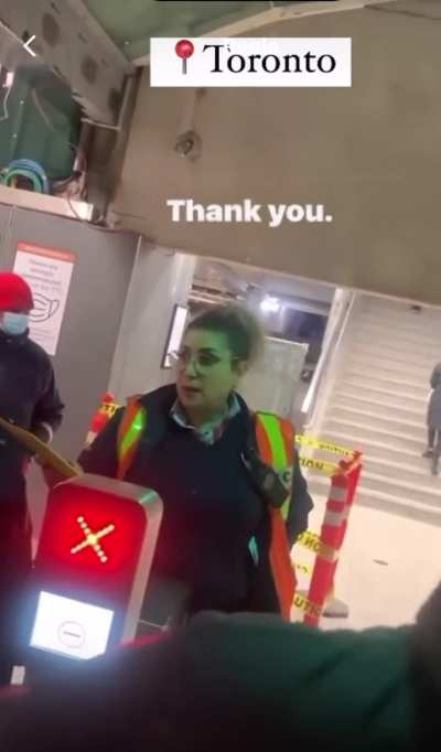 TTC worker roasts Toronto yutes for not having bus fare but being able to afford drip 🤦🏻&zwj;♂️