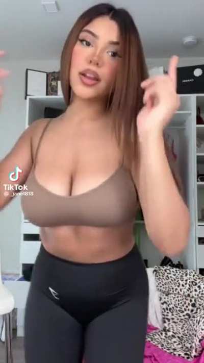 @_janet818