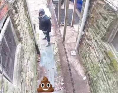 Bro could&rsquo;ve taken a shit anywhere else