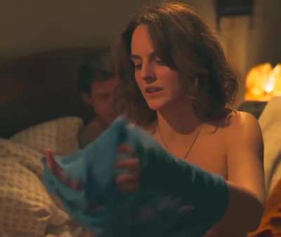No&eacute;mie_Merlant in 'One Year, One Night'