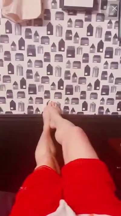 @army<wbr>katha<wbr>rinew<wbr>ithin<wbr>a was live showing off her cute hot beautiful white toes!! 💋💋💋💋💋<wbr>💋💋💋💋💋