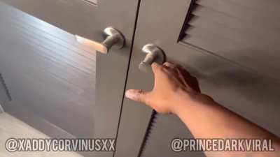 Thug robbery 
