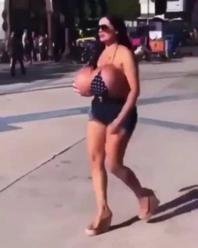 &ldquo;Maam what size implants-&ldquo; lBASKETBALLS.&rdquo;