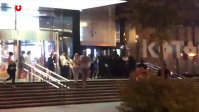 Protesters fighting with police in Minsk right now