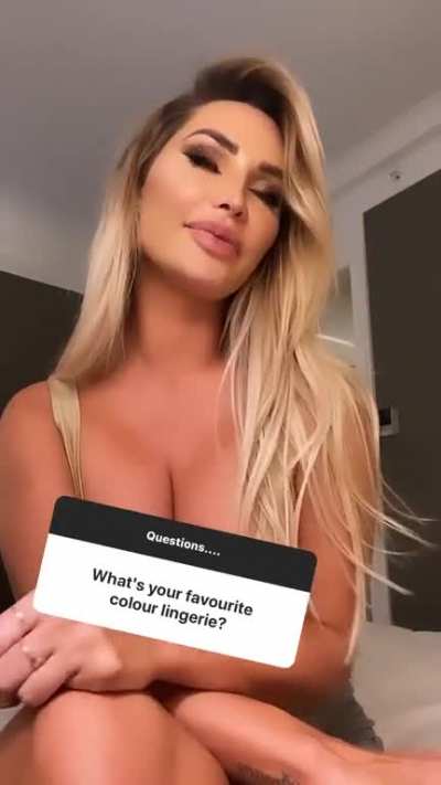 👅