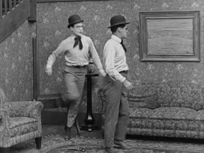 Harold Lloyd playing a reflection in The Marathon (1919)