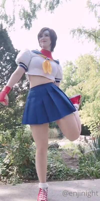 Short Sakura Clip