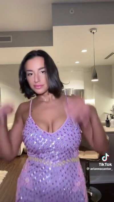 @ariannacantor_