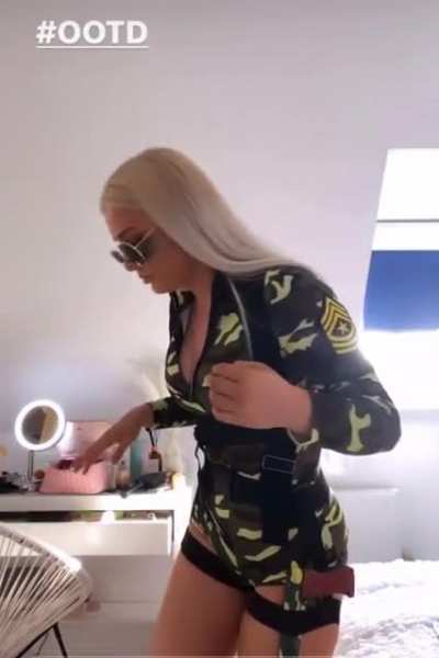 Nice bouncy ass