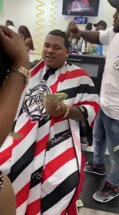 Bro wanted a Boosie Fade but got this instead 💀💈💀🔥🔥