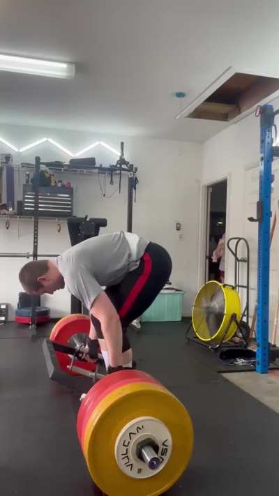 1000lbs 2 lift total, 205kg squat+250kg trap bar dl