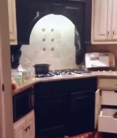 Making popcorn! without a lid