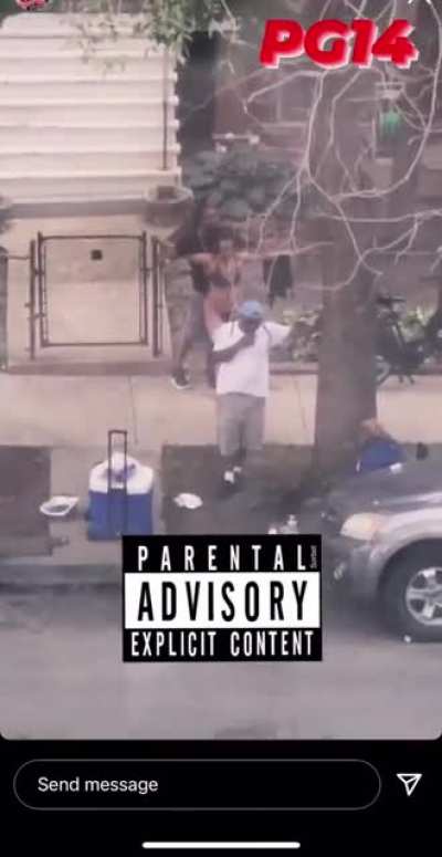 My friend lives in front of a crackhouse in the States, this is her daily entertainment.