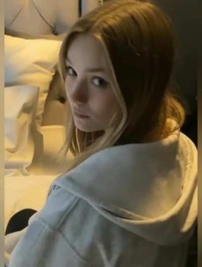 Julia gibt euch einen Kuss💋🤗