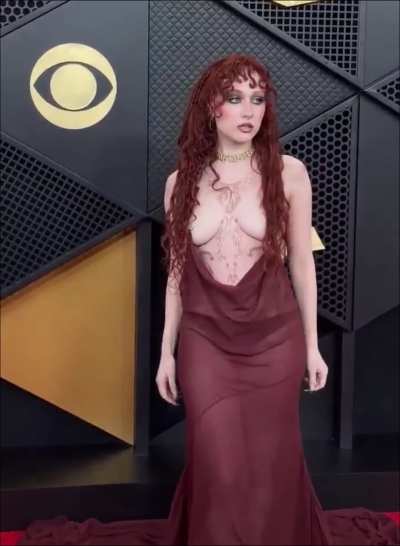 Chappell Roan at the Grammys❣️😻