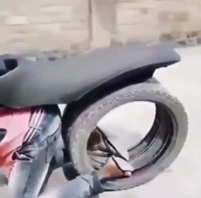 Finally sold my v1 skoka and my car made of til&eacute;s so I could buy this m&ouml;torblok&eacute;