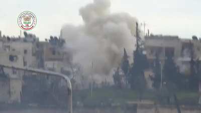 Incoming rocket fire disrupts the filming of an FSA "Hell Cannon" strike against SAA positions in Aleppo - 6/7/2015