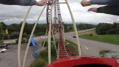 DAE ROLER COASTER DANGEROUS ACCIDENT 😱😱😭😭⚰️❤️😥 RIP