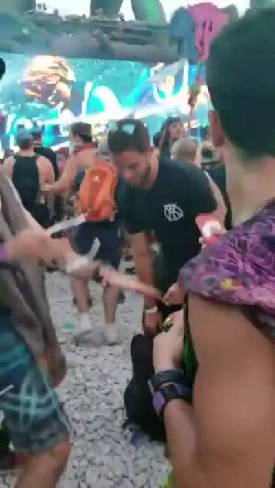 Smelly wooks refuse deodorant